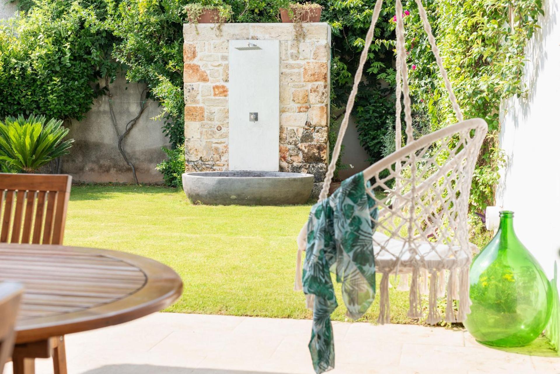 Bed and Breakfast Don Fernando 1938 Miggiano Exterior foto